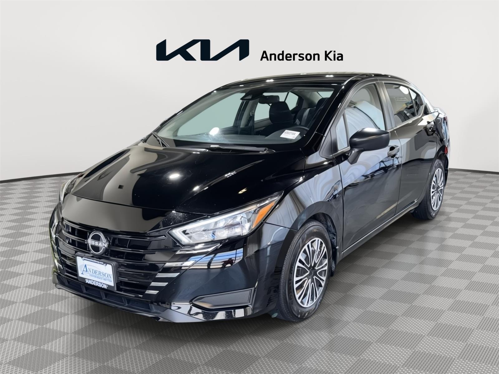2025 Nissan Versa S FWD
