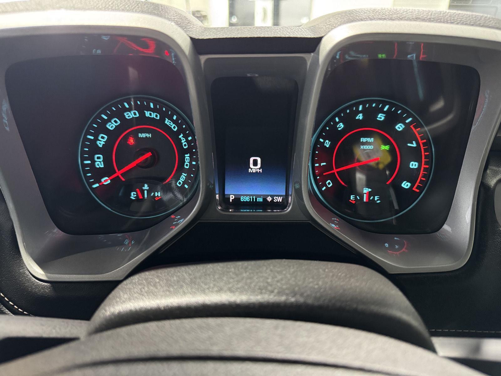 Vehicle photo 3