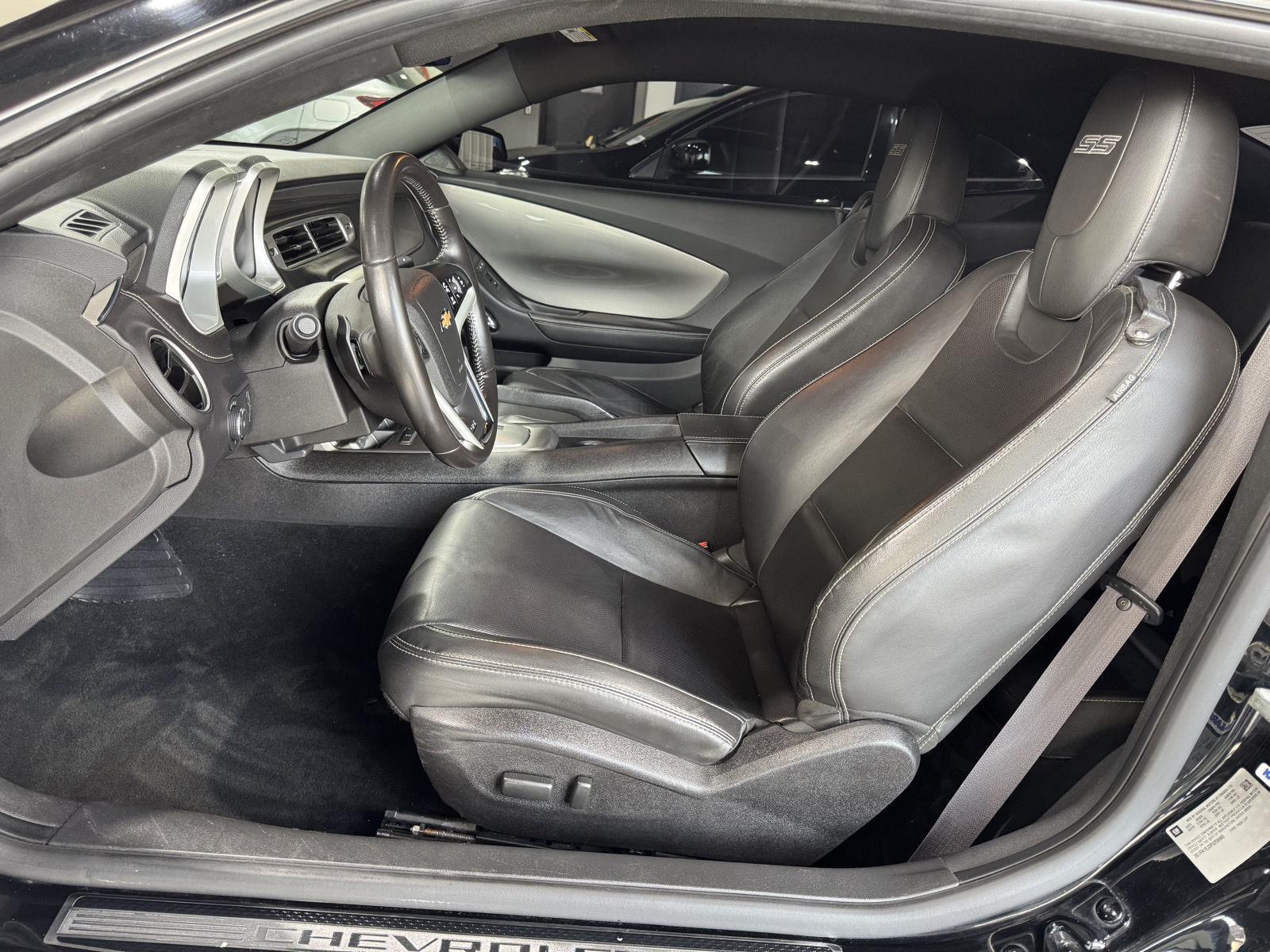 Vehicle photo 18