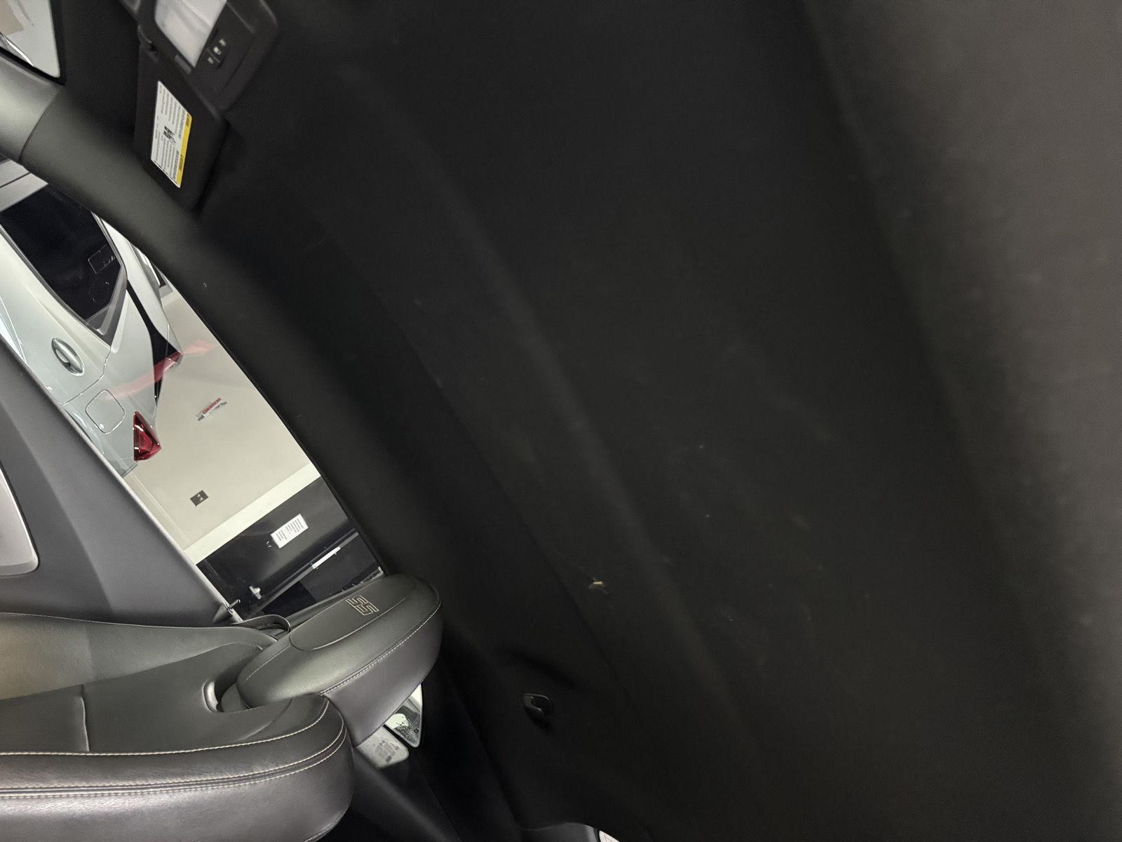 Vehicle photo 26