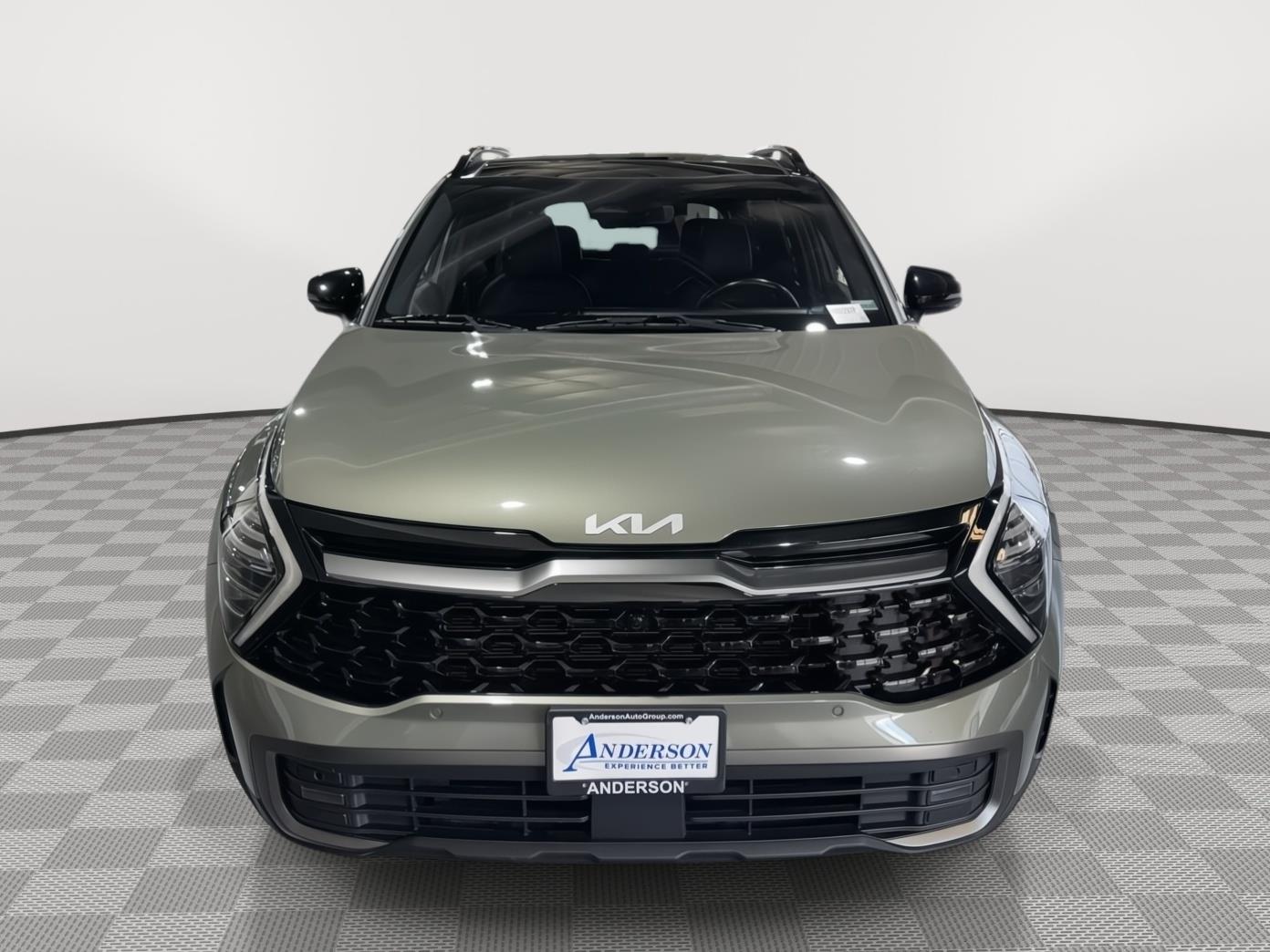 Vehicle photo 4
