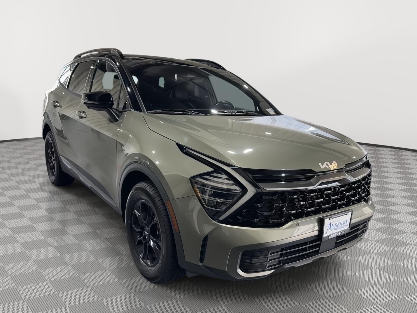 Vehicle photo 5