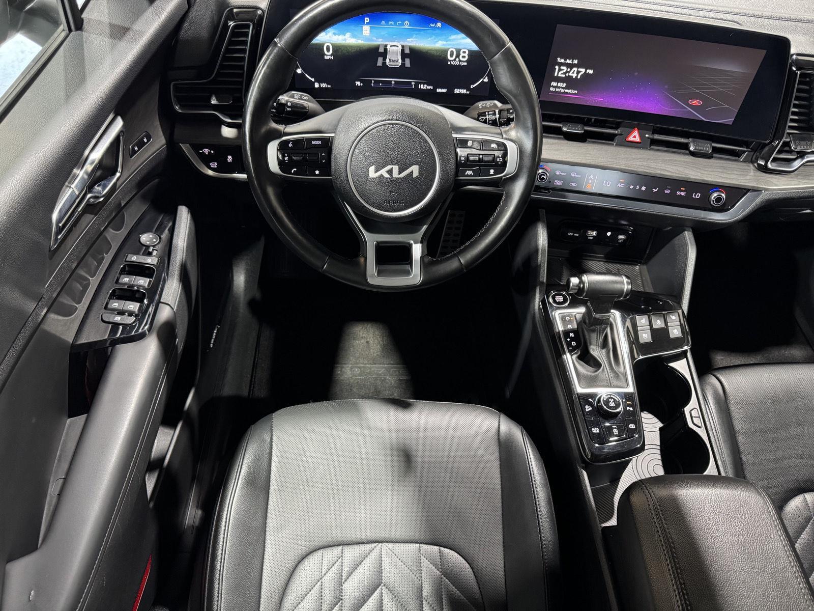Vehicle photo 20