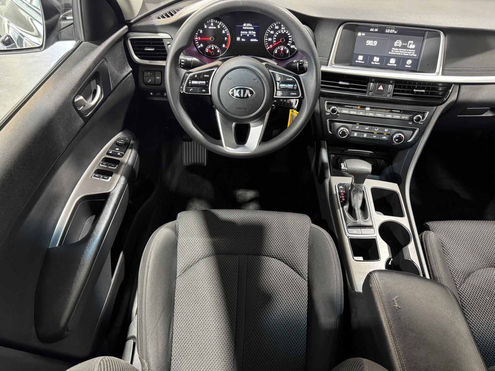 Vehicle photo 20