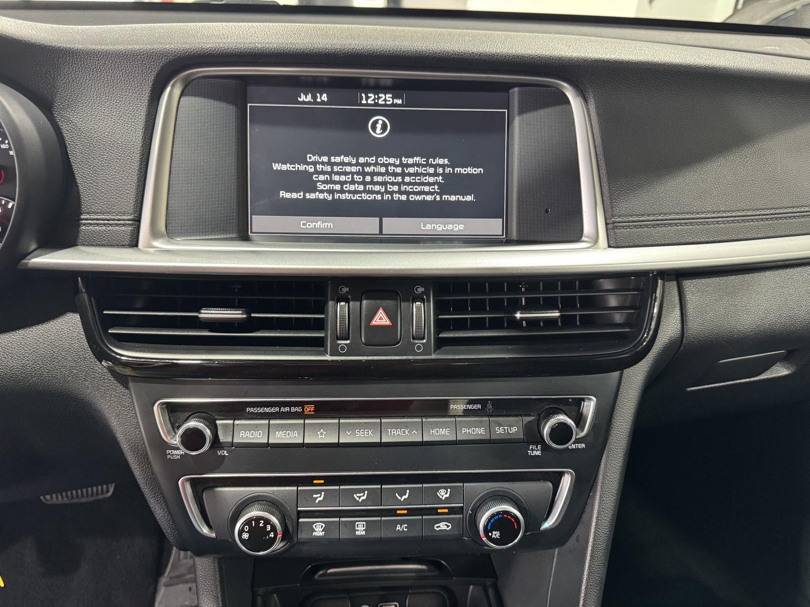 Vehicle photo 28