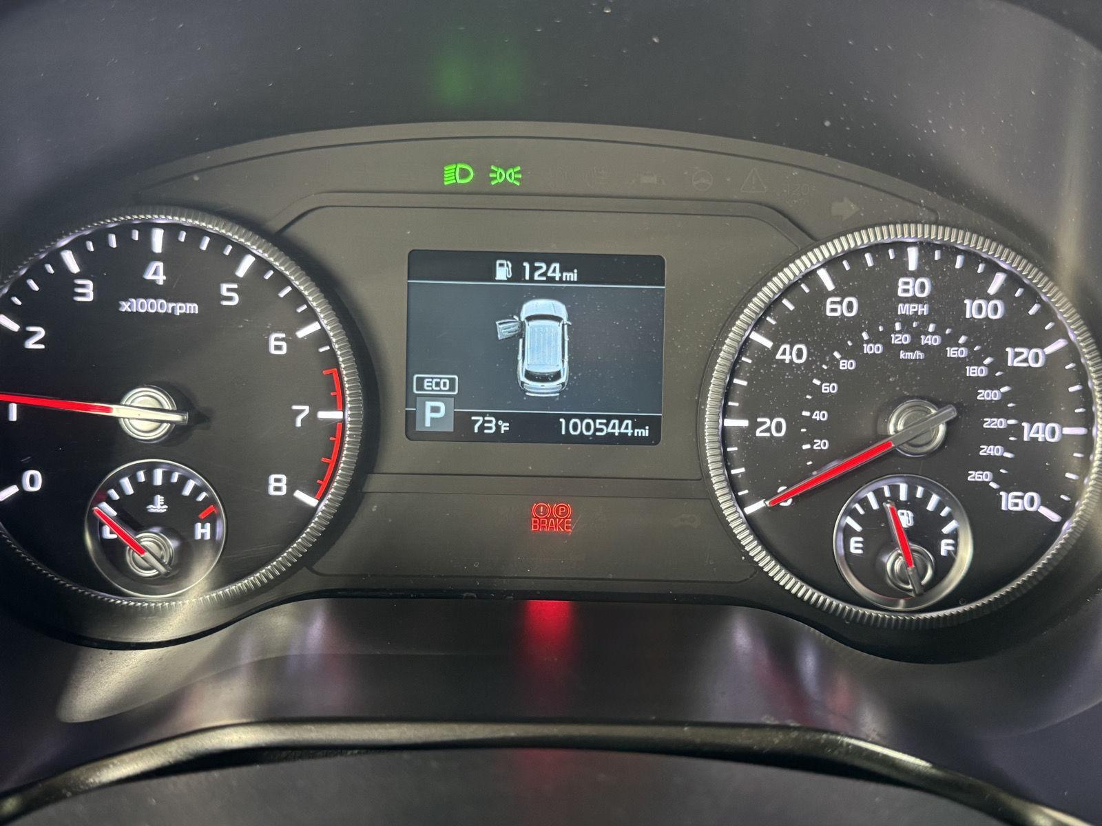 Vehicle photo 3
