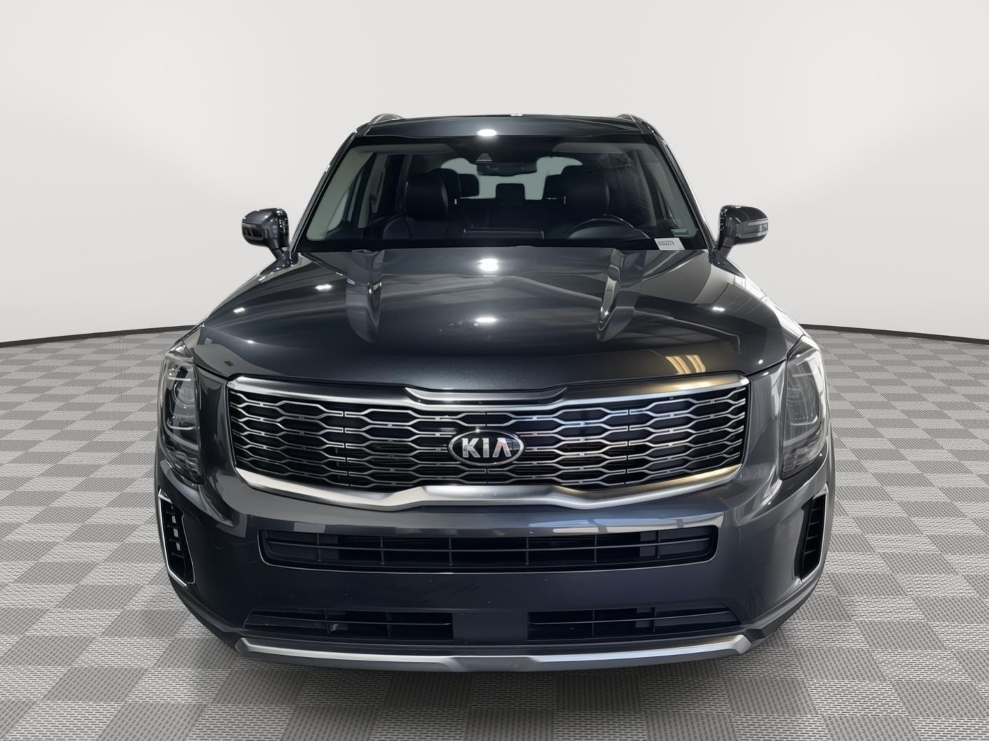 Vehicle photo 4