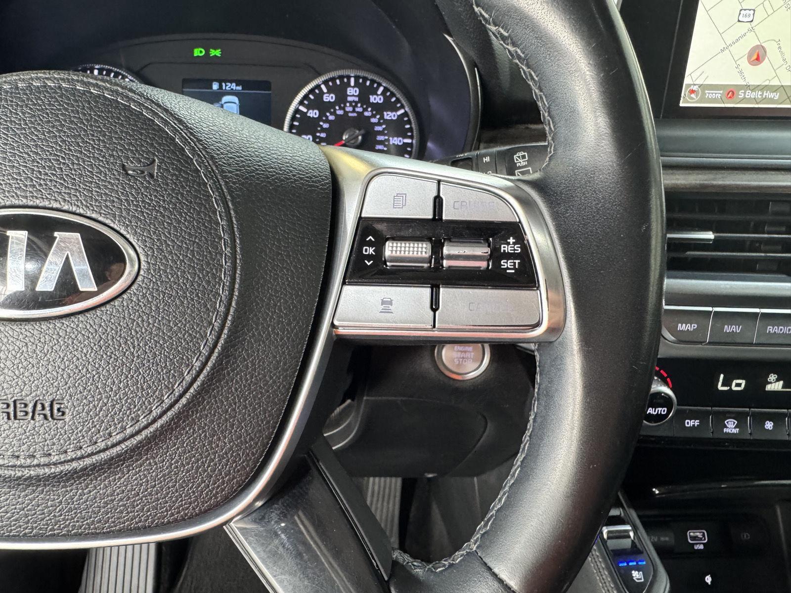 Vehicle photo 15