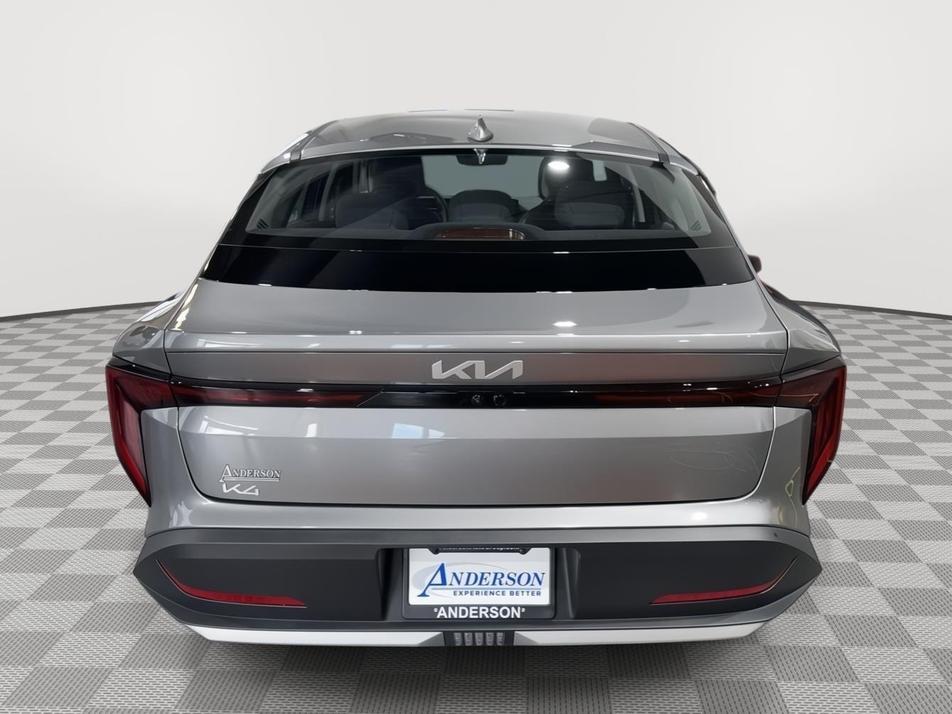 Vehicle photo 8