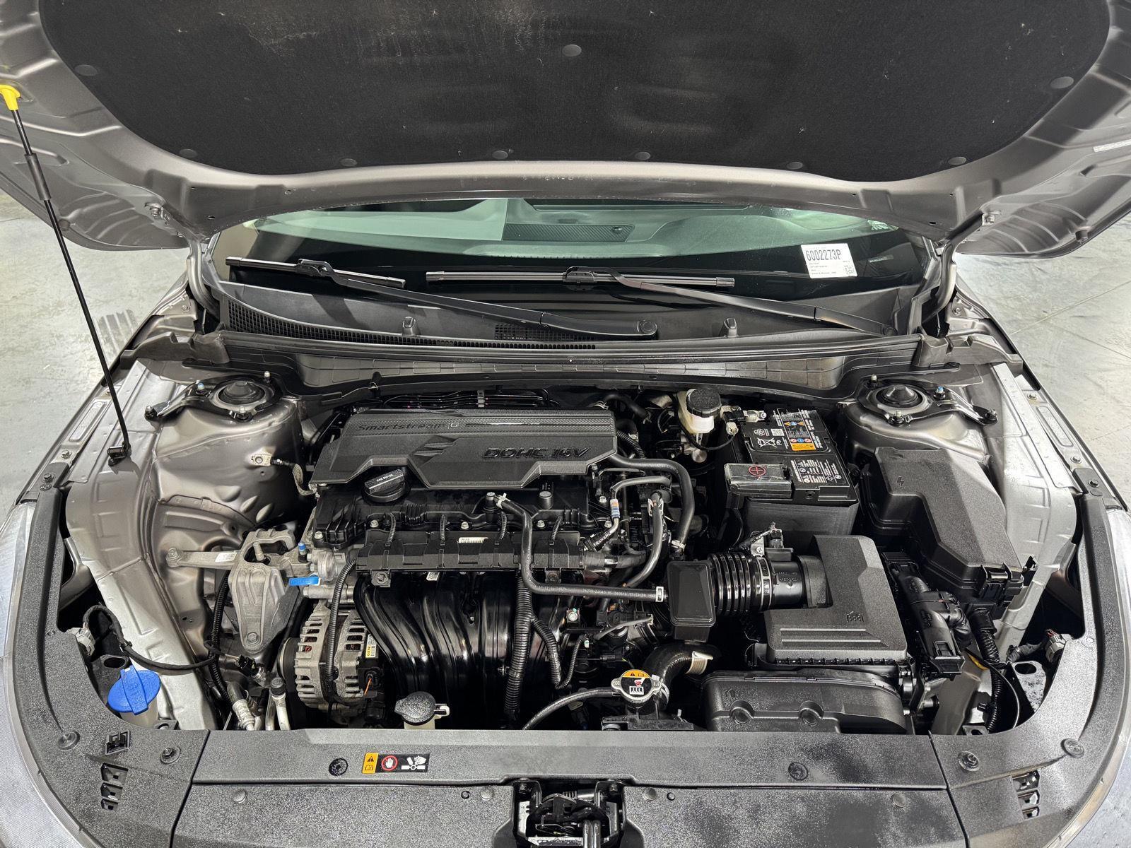 Vehicle photo 37