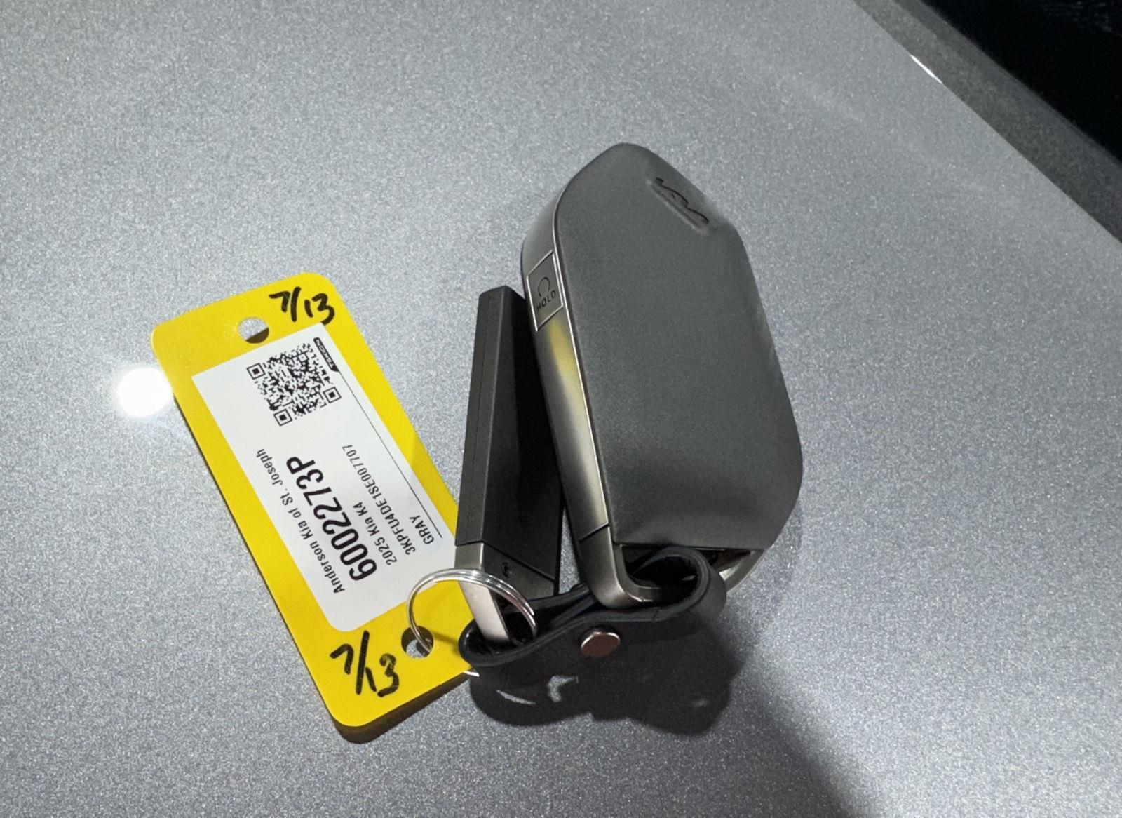 Vehicle photo 39