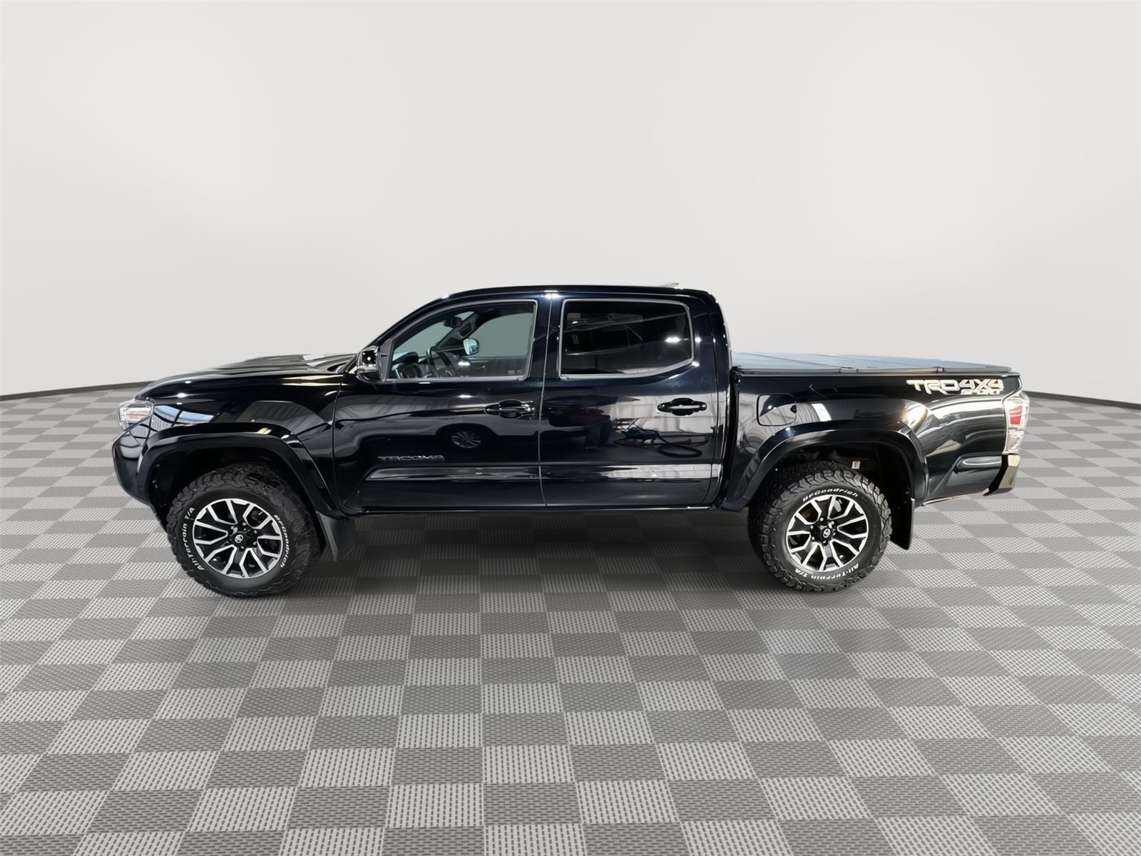Used 2020 Toyota Tacoma TRD Sport with VIN 3TMCZ5AN0LM305025 for sale in Kansas City