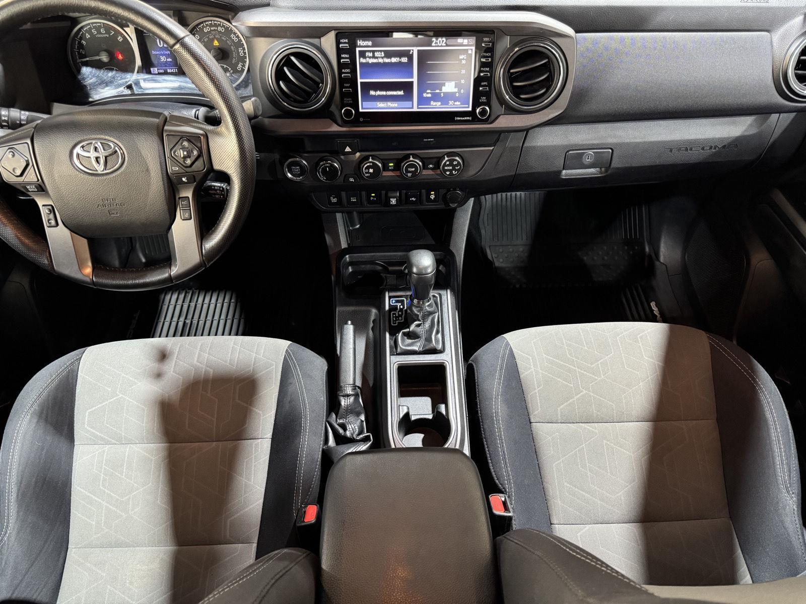 Vehicle photo 18