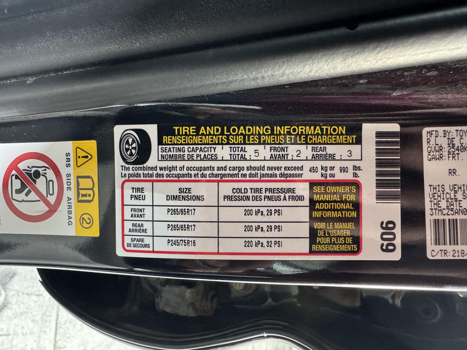 Vehicle photo 37