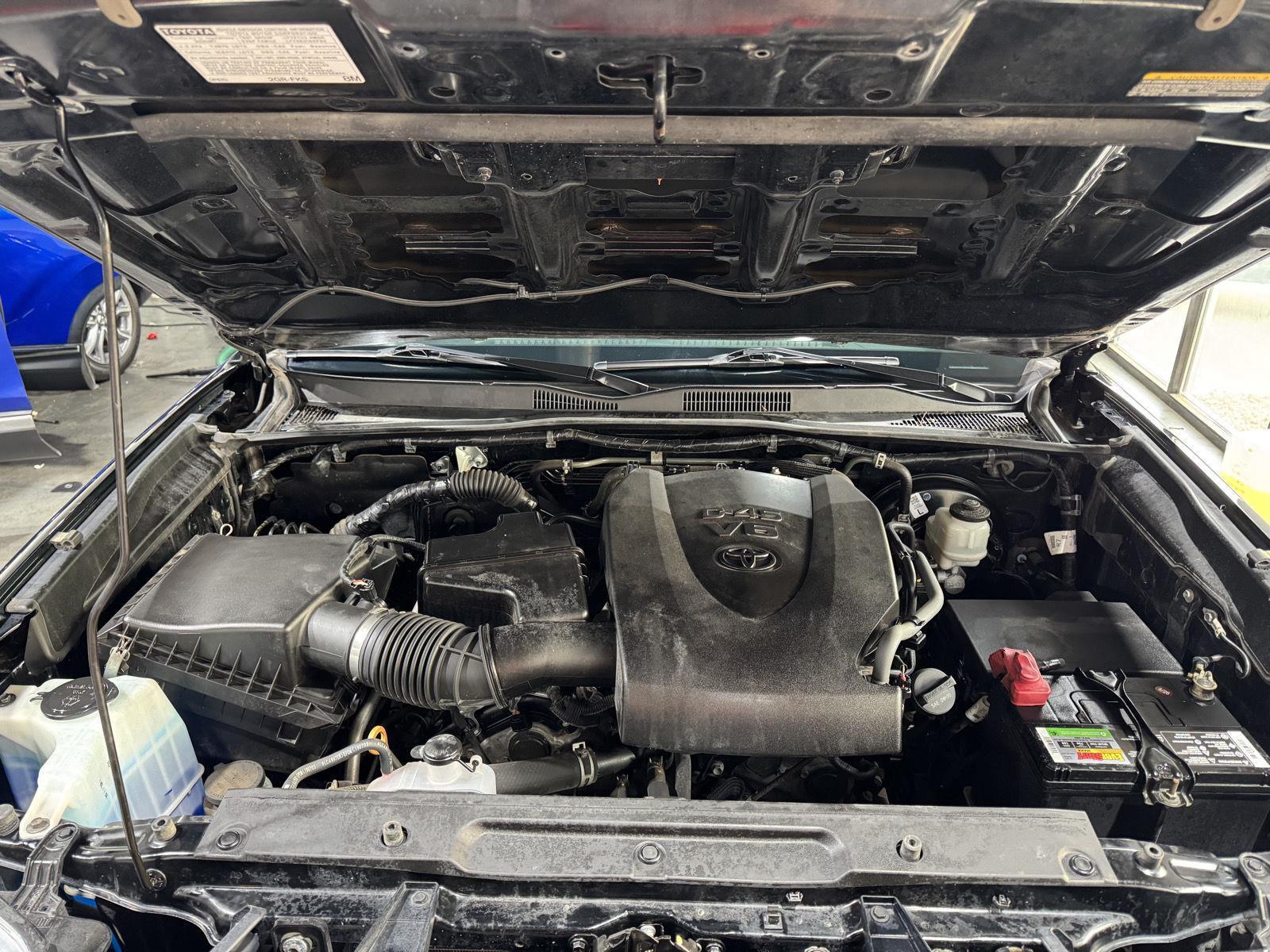 Vehicle photo 38