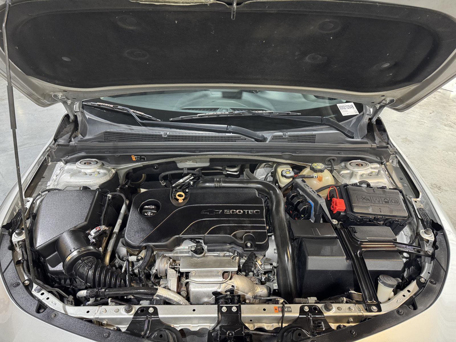 Vehicle photo 37