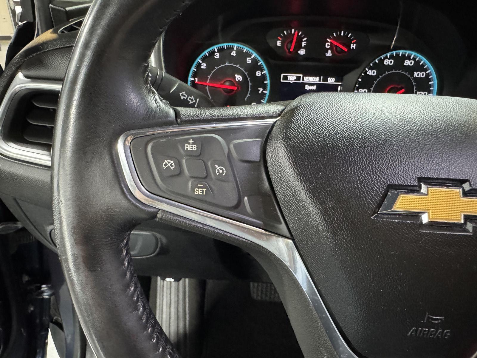 Vehicle photo 14