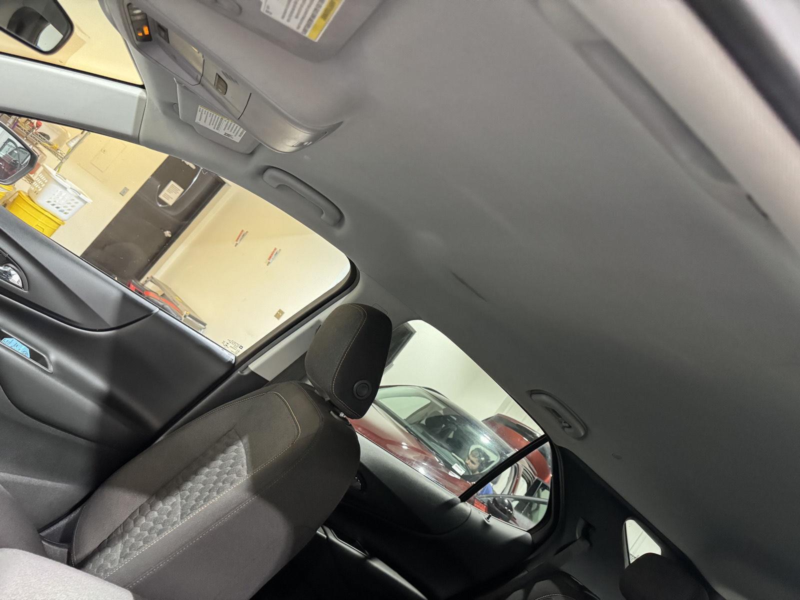 Vehicle photo 27