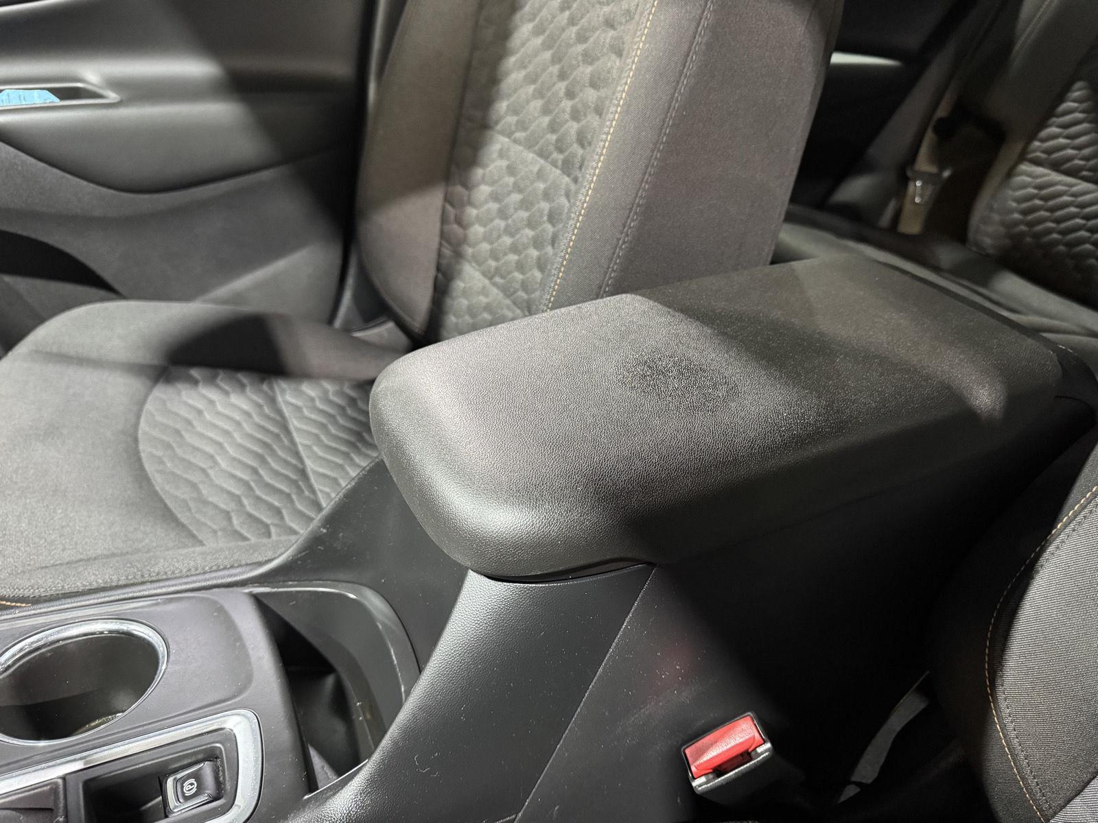 Vehicle photo 31
