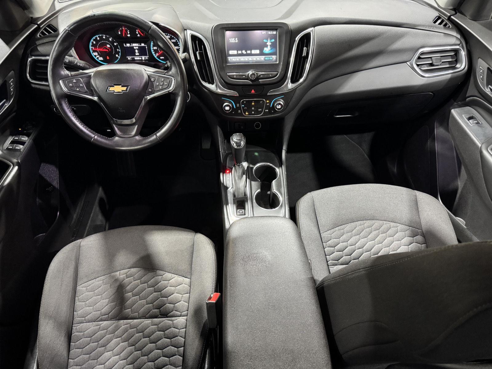 Vehicle photo 19