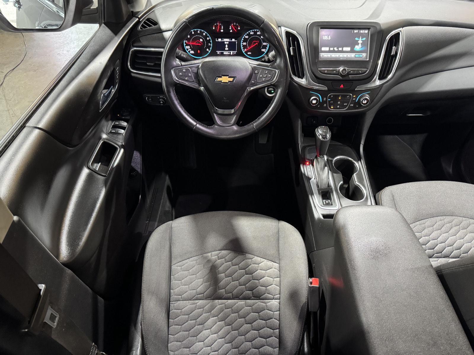 Vehicle photo 20