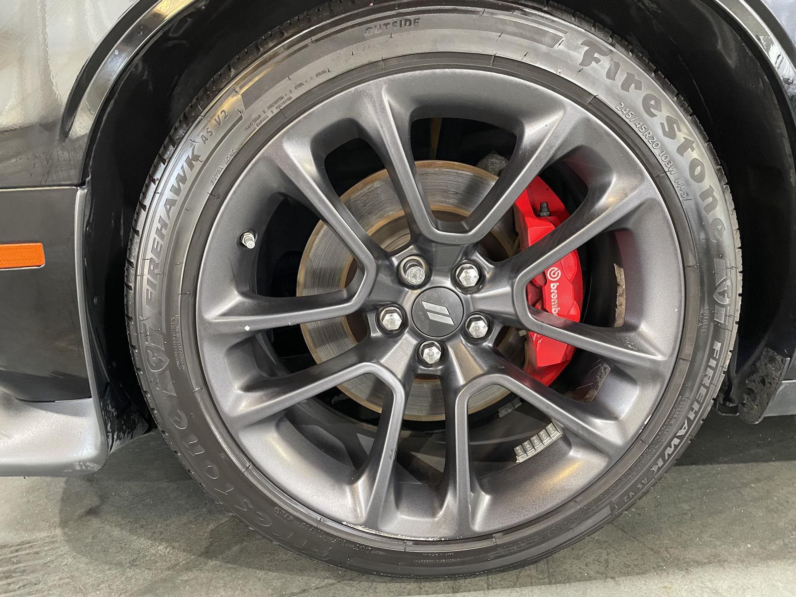 Vehicle photo 10