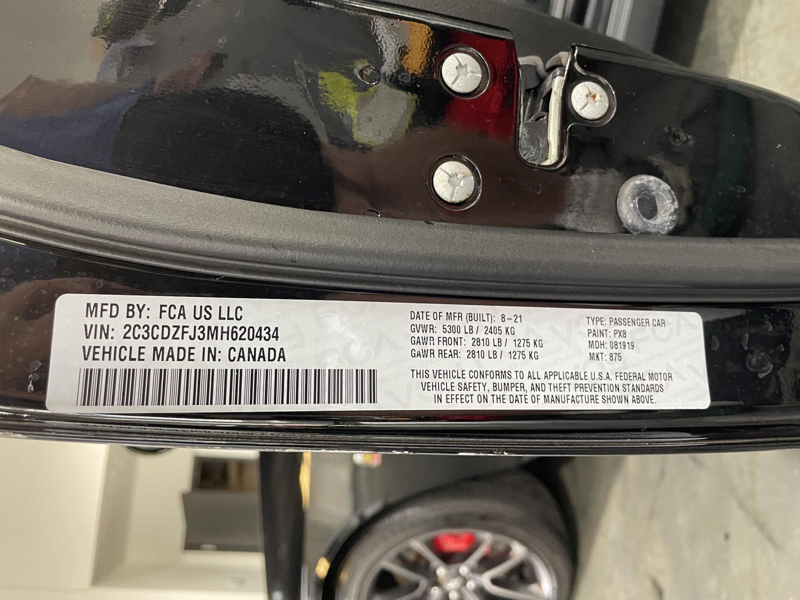 Vehicle photo 30