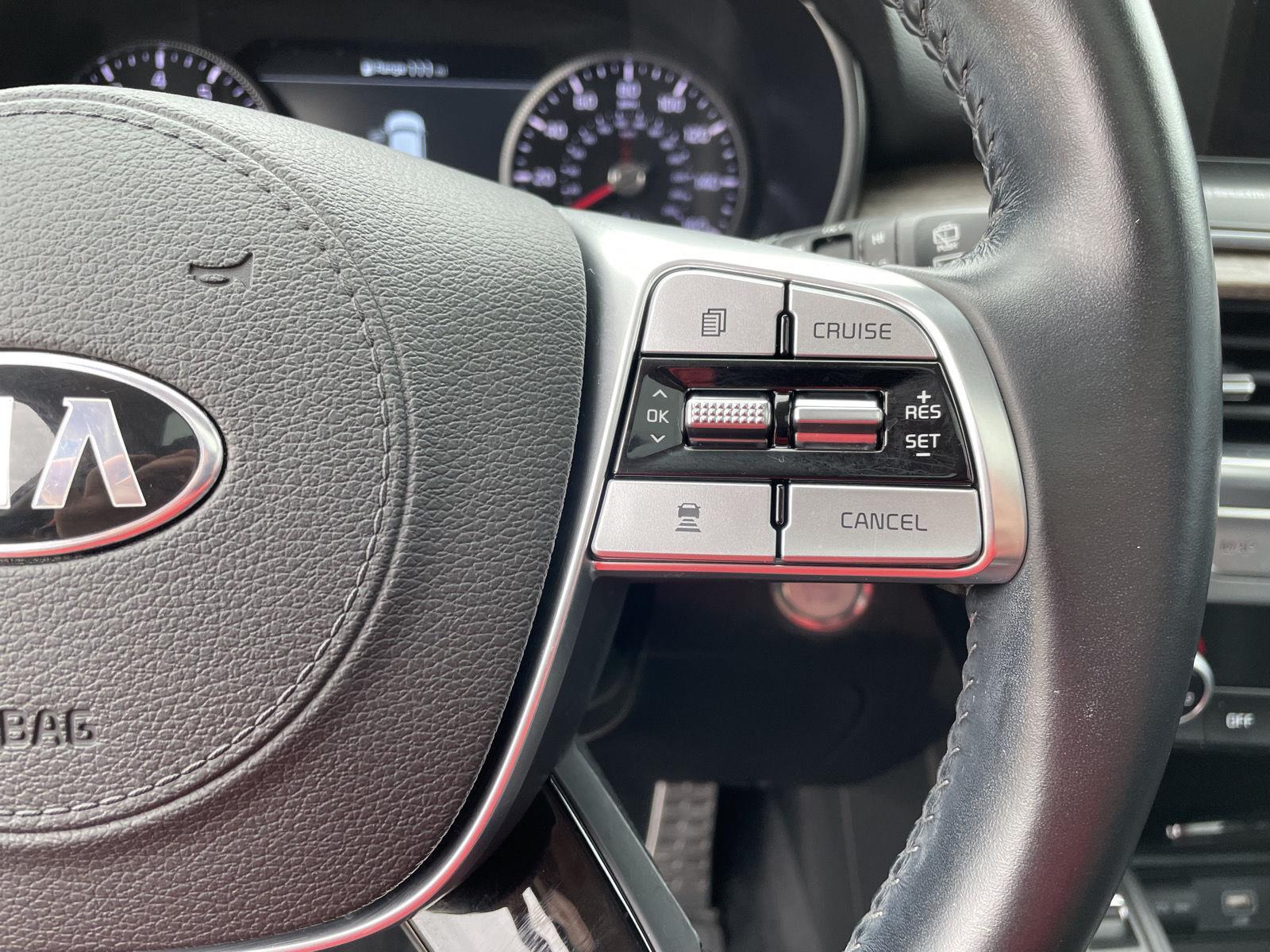 Vehicle photo 16