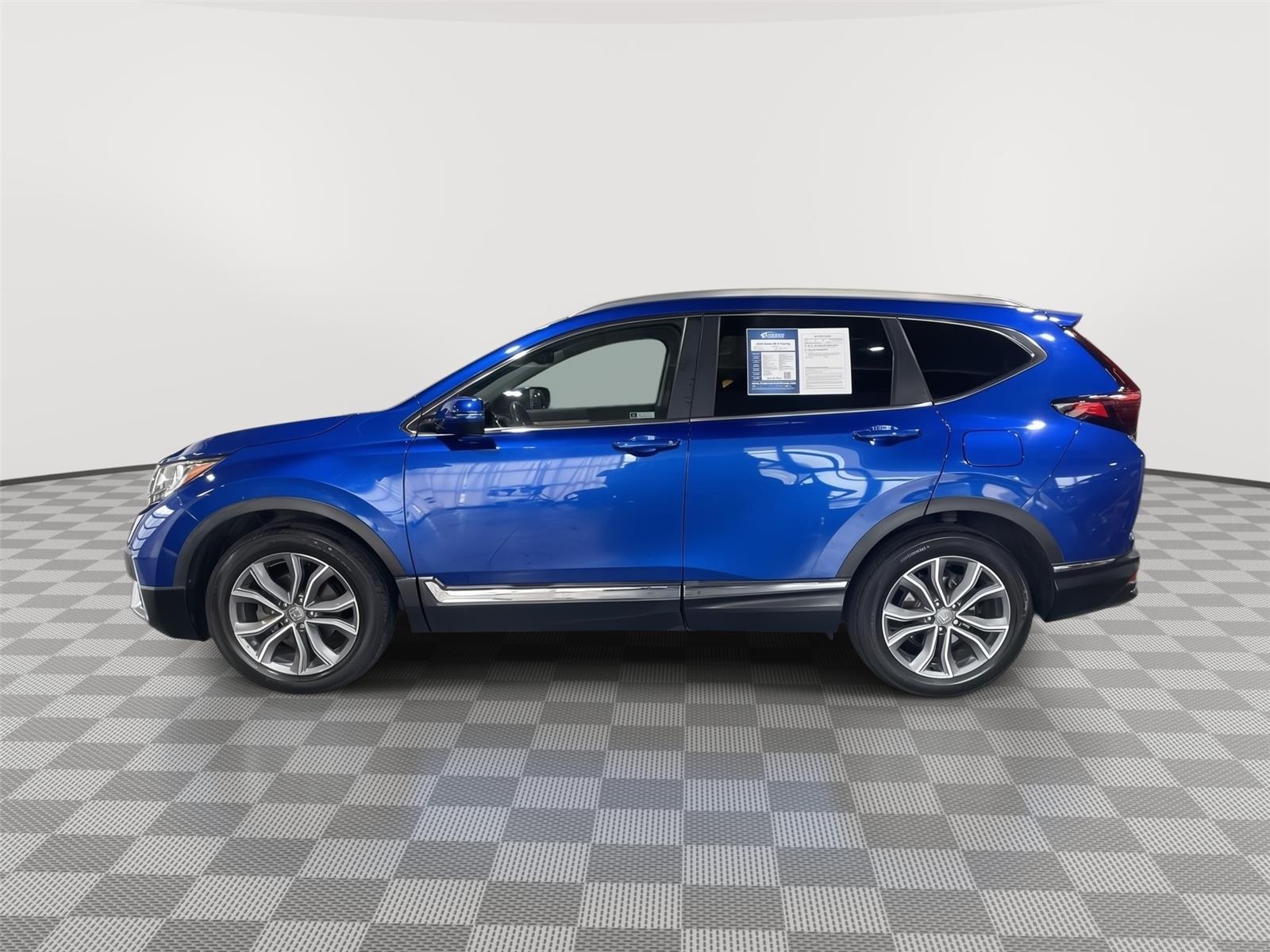 Used 2020 Honda CR-V Touring with VIN 7FARW2H9XLE008590 for sale in Kansas City
