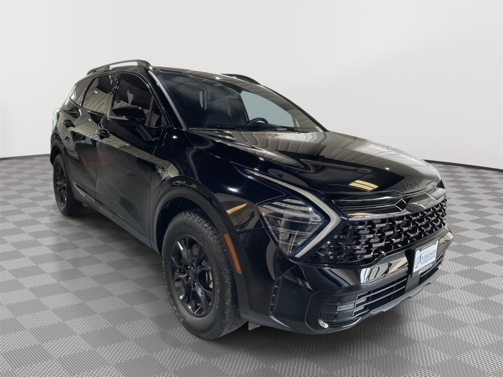 Vehicle photo 4