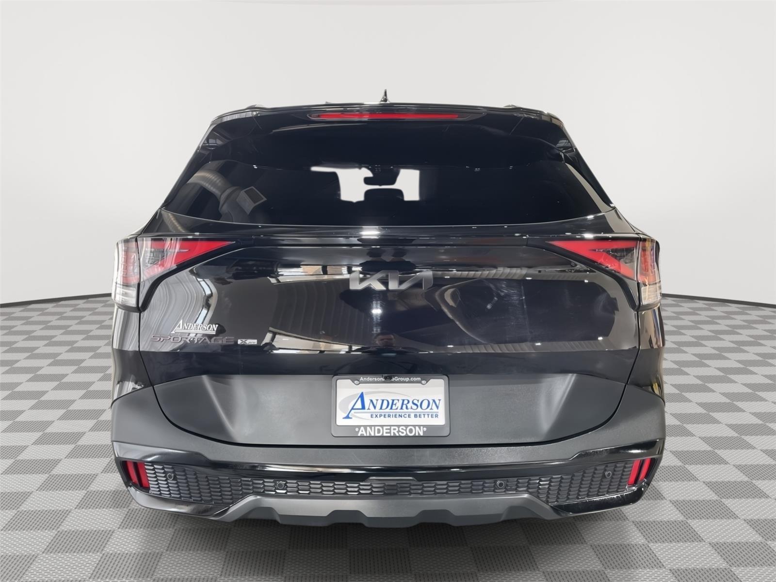 Vehicle photo 7