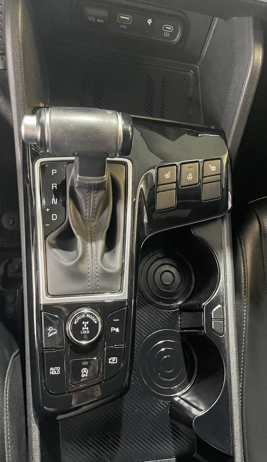 Vehicle photo 35