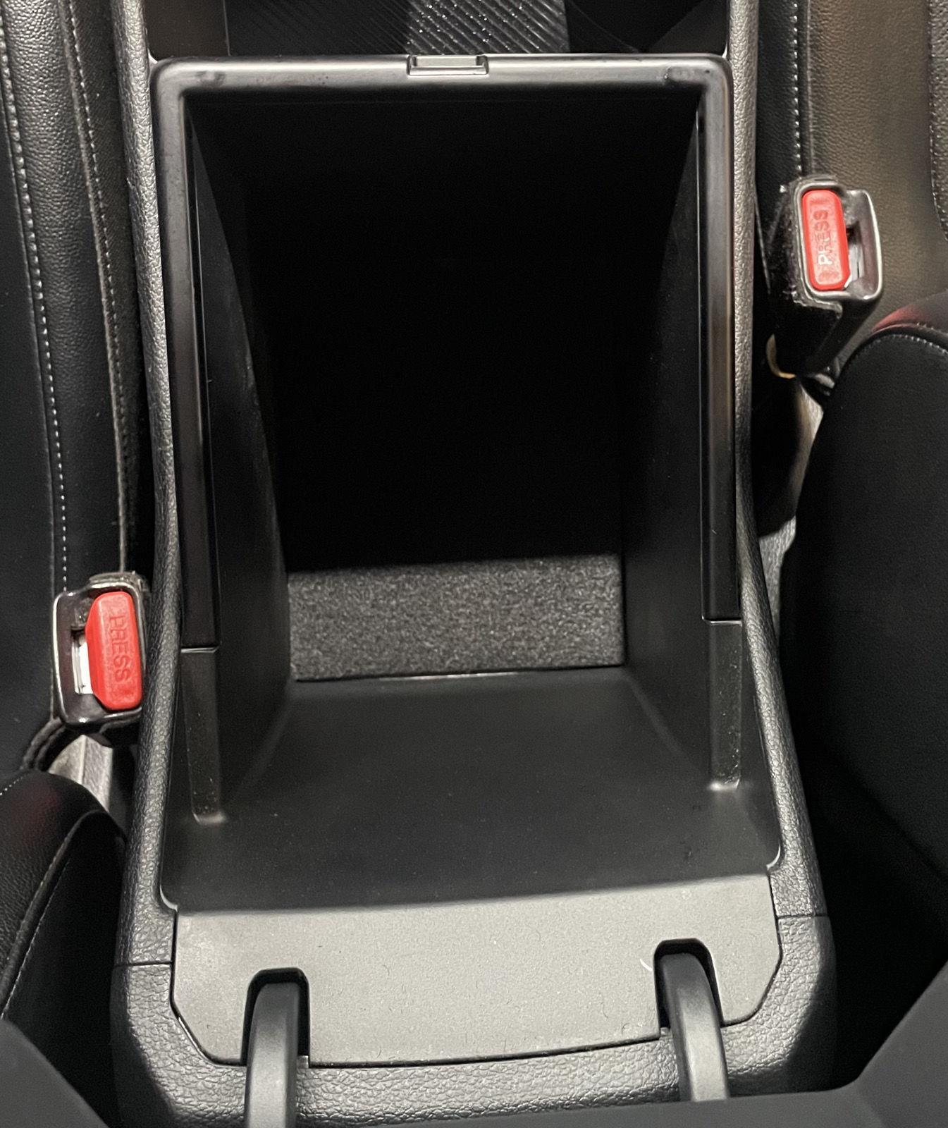 Vehicle photo 37