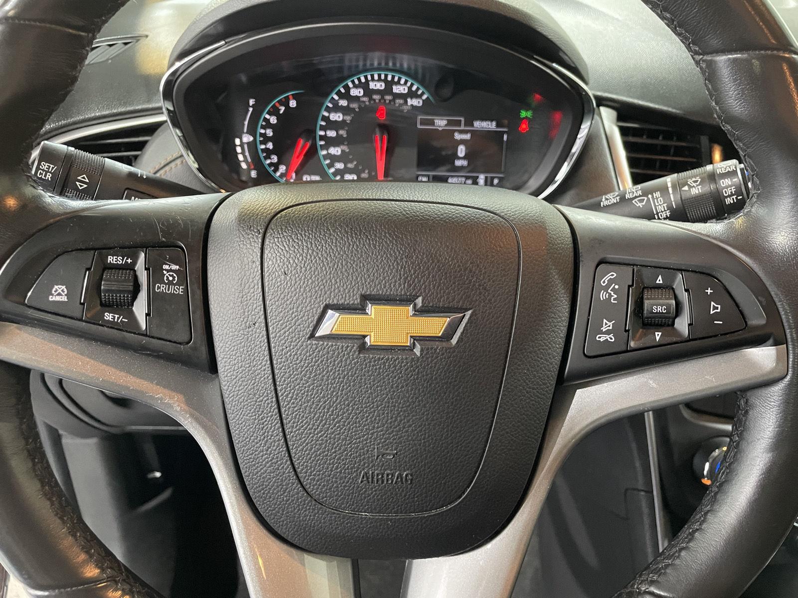 Vehicle photo 13