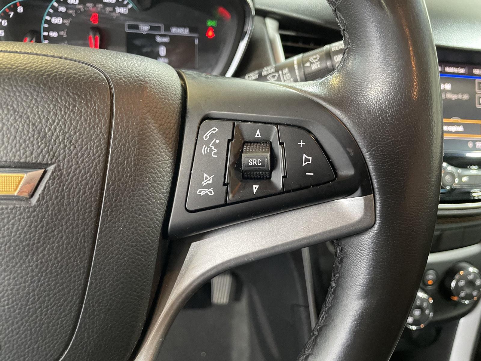 Vehicle photo 14