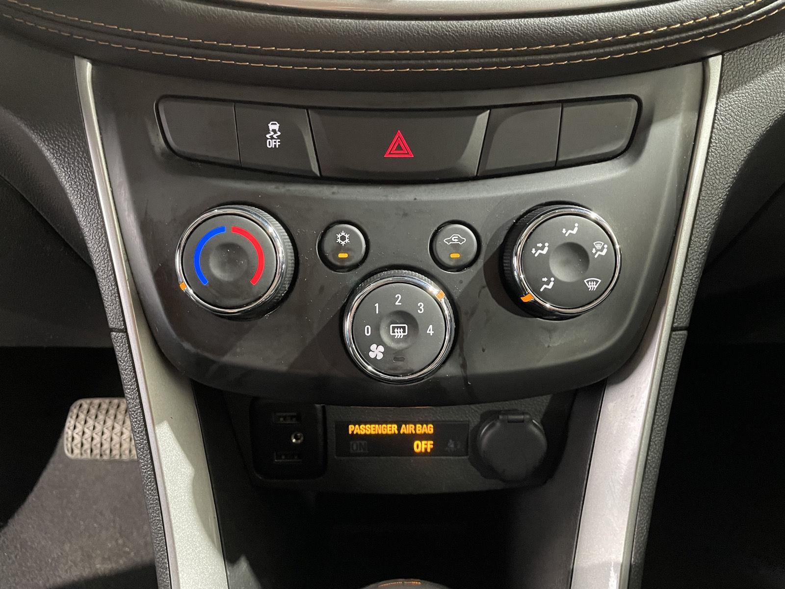 Vehicle photo 35