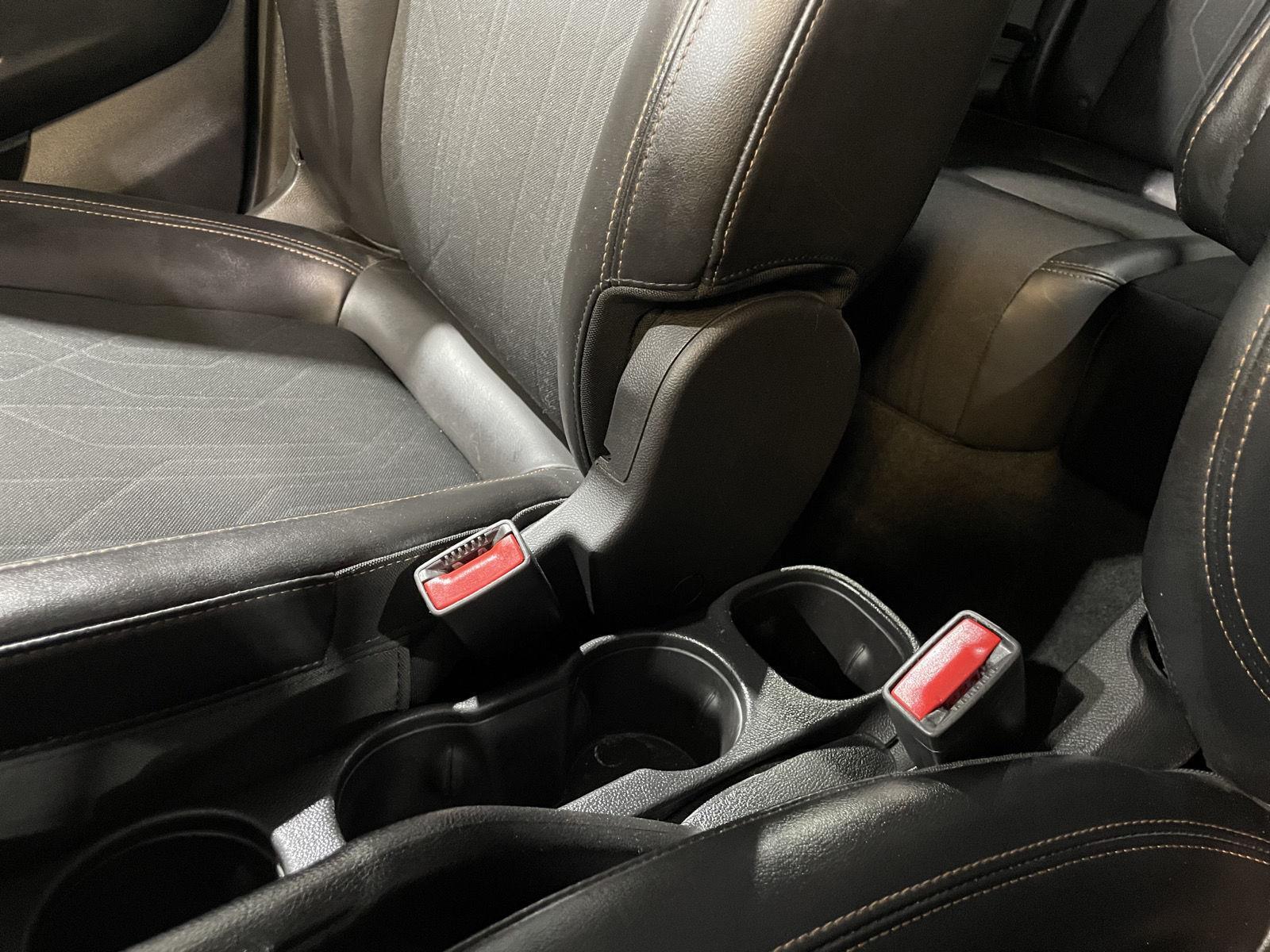 Vehicle photo 38