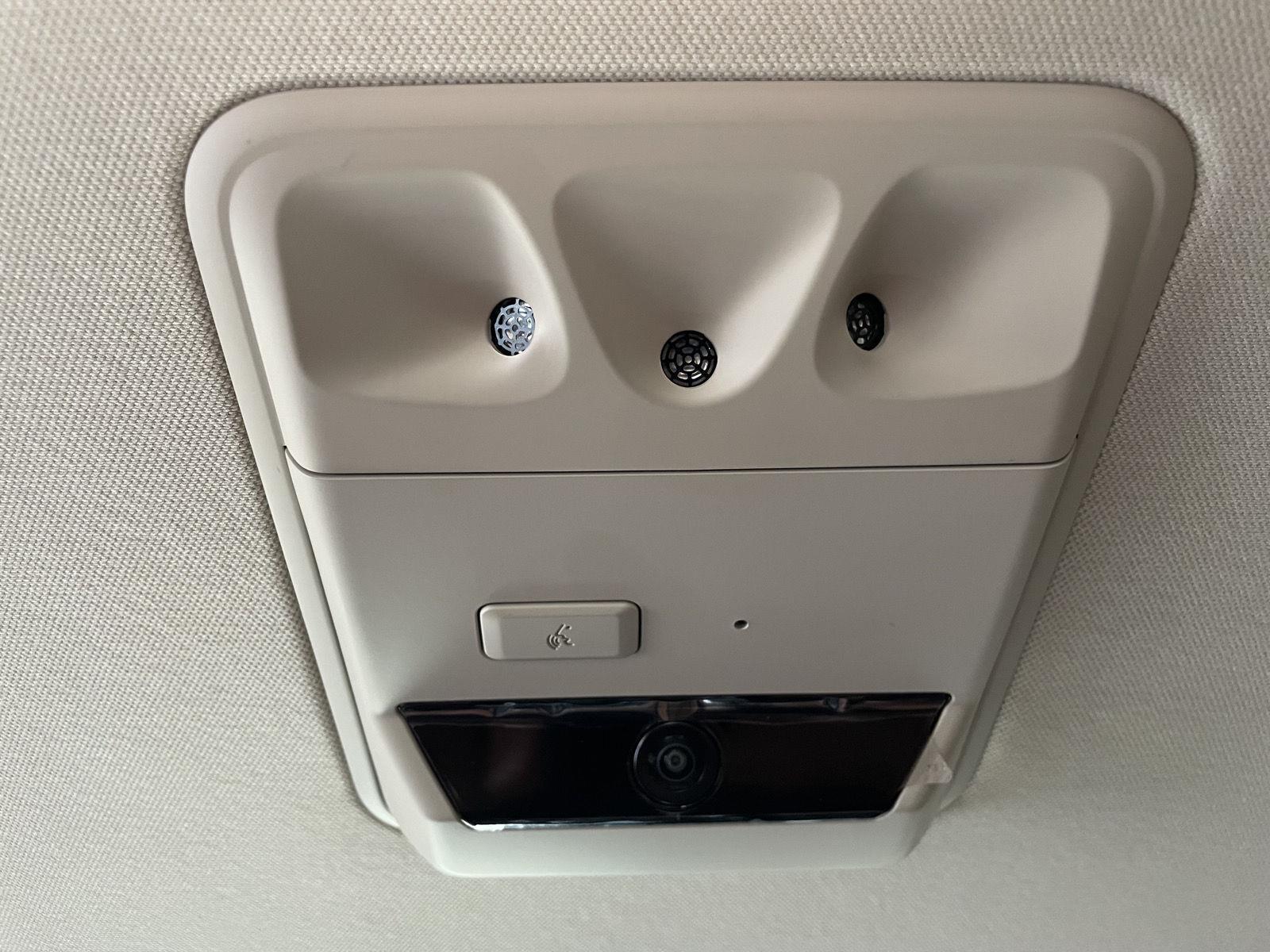 Vehicle photo 31