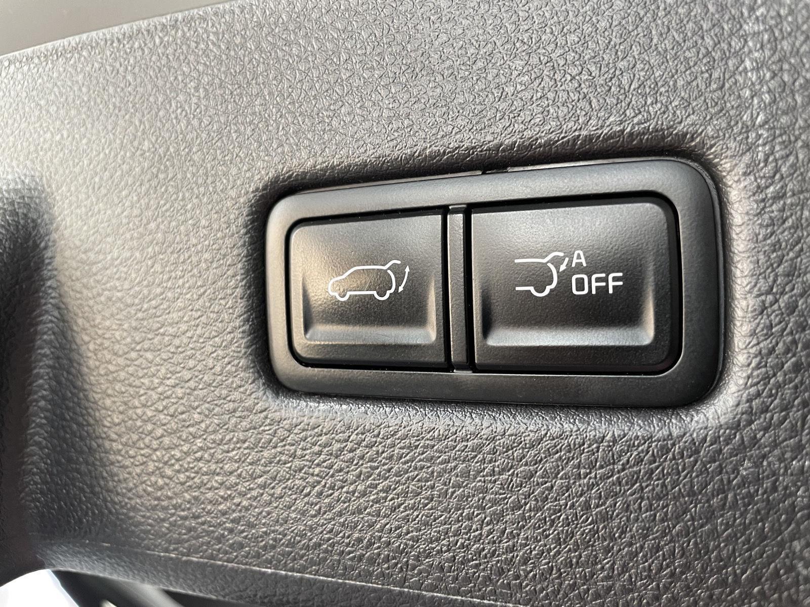 Vehicle photo 53