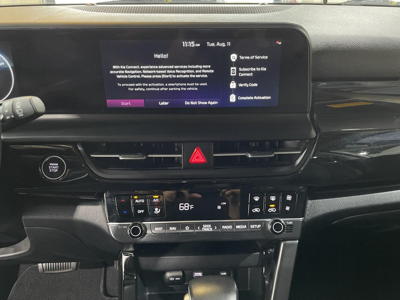 Vehicle photo 29