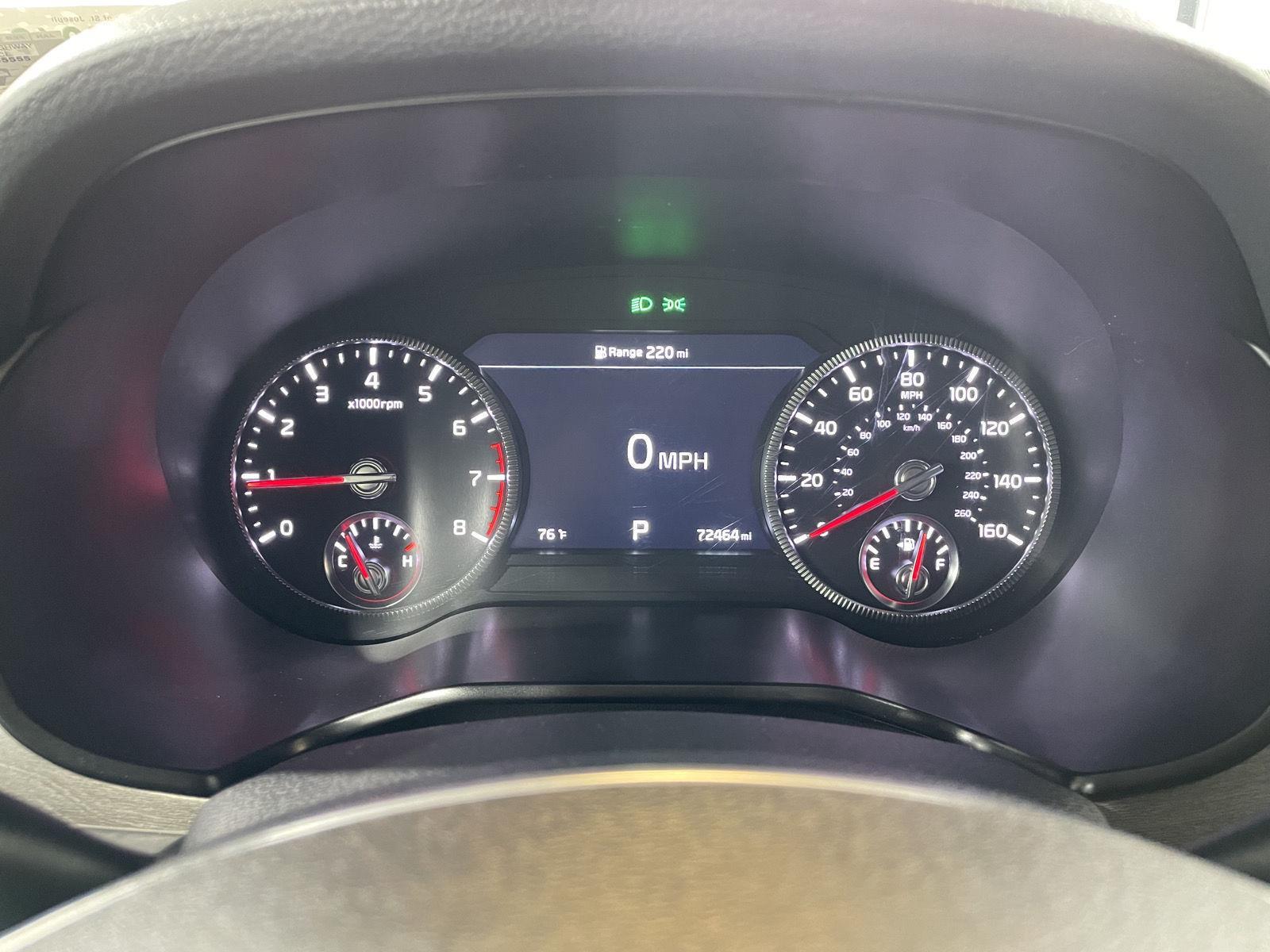 Vehicle photo 3