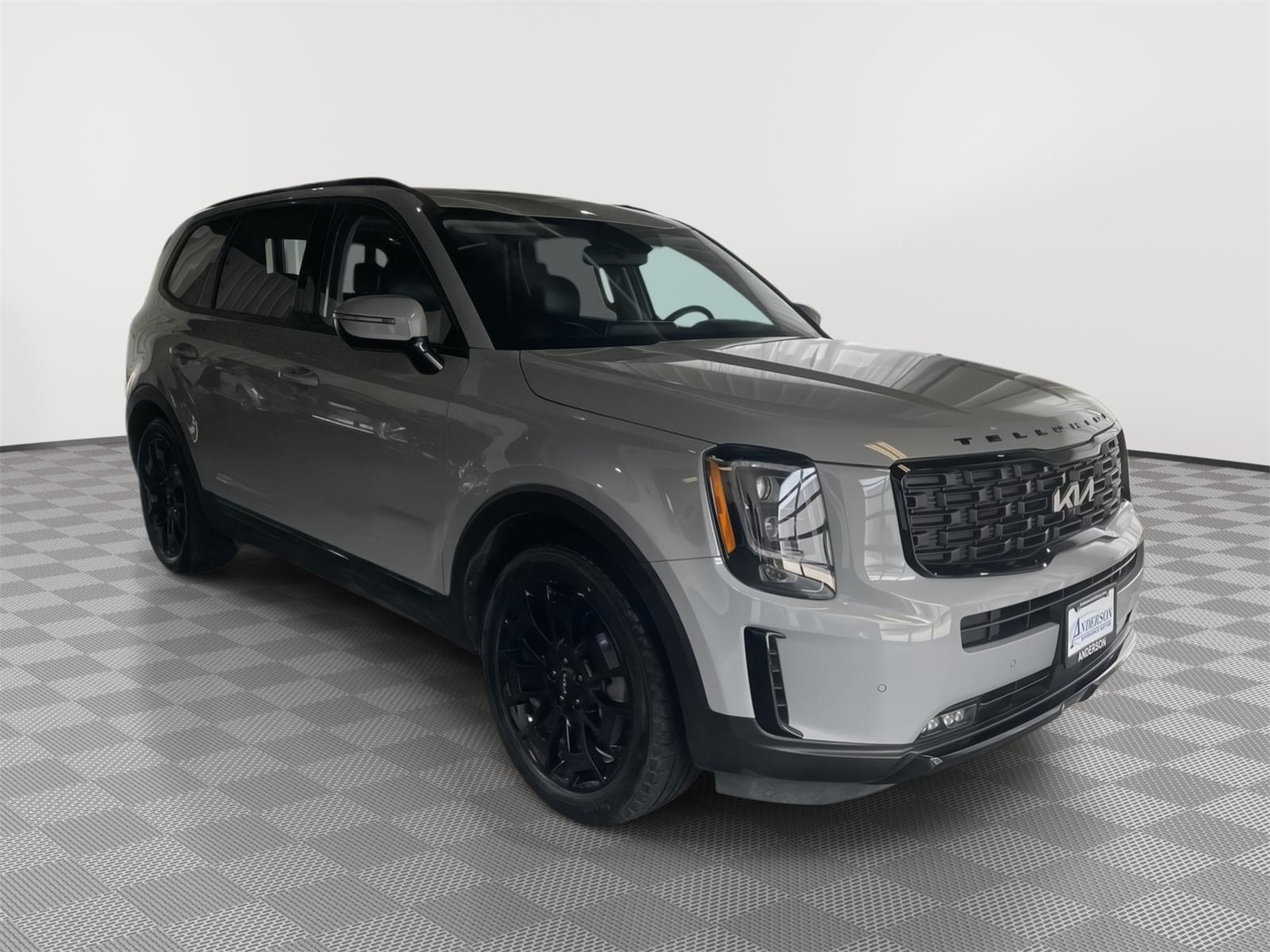 Vehicle photo 5