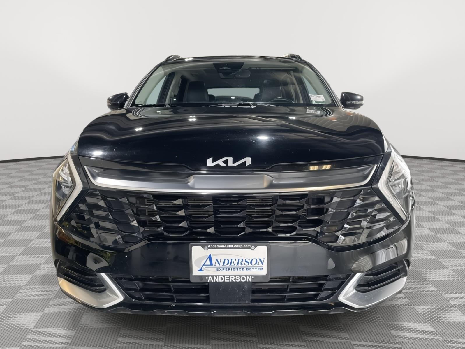 Vehicle photo 4