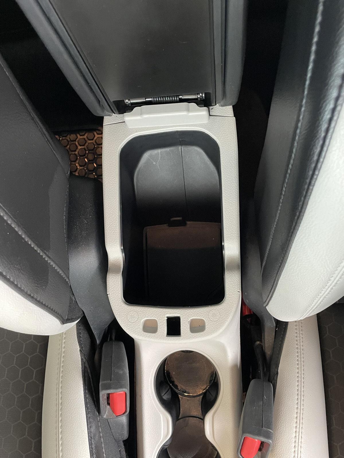 Vehicle photo 36