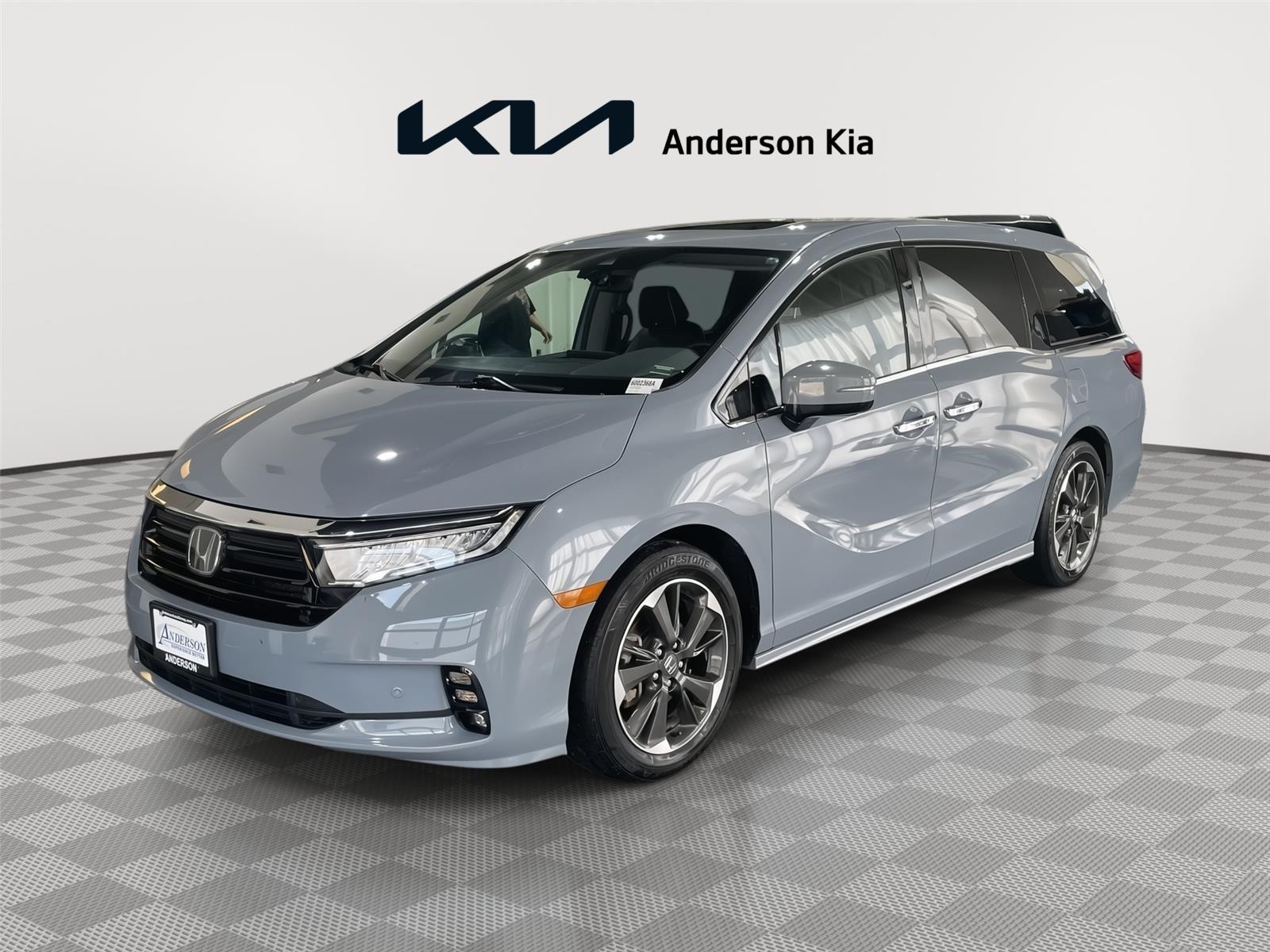 Sonic Gray Pearl 2023 Honda Odyssey Minivan Front-Wheel Drive Automatic
