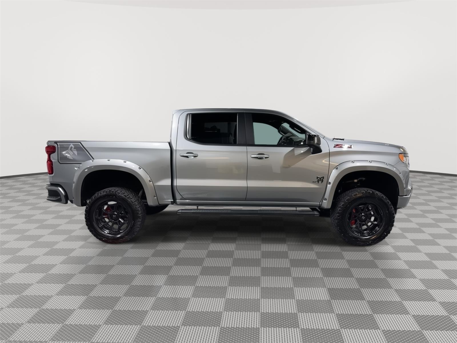 Vehicle photo 7