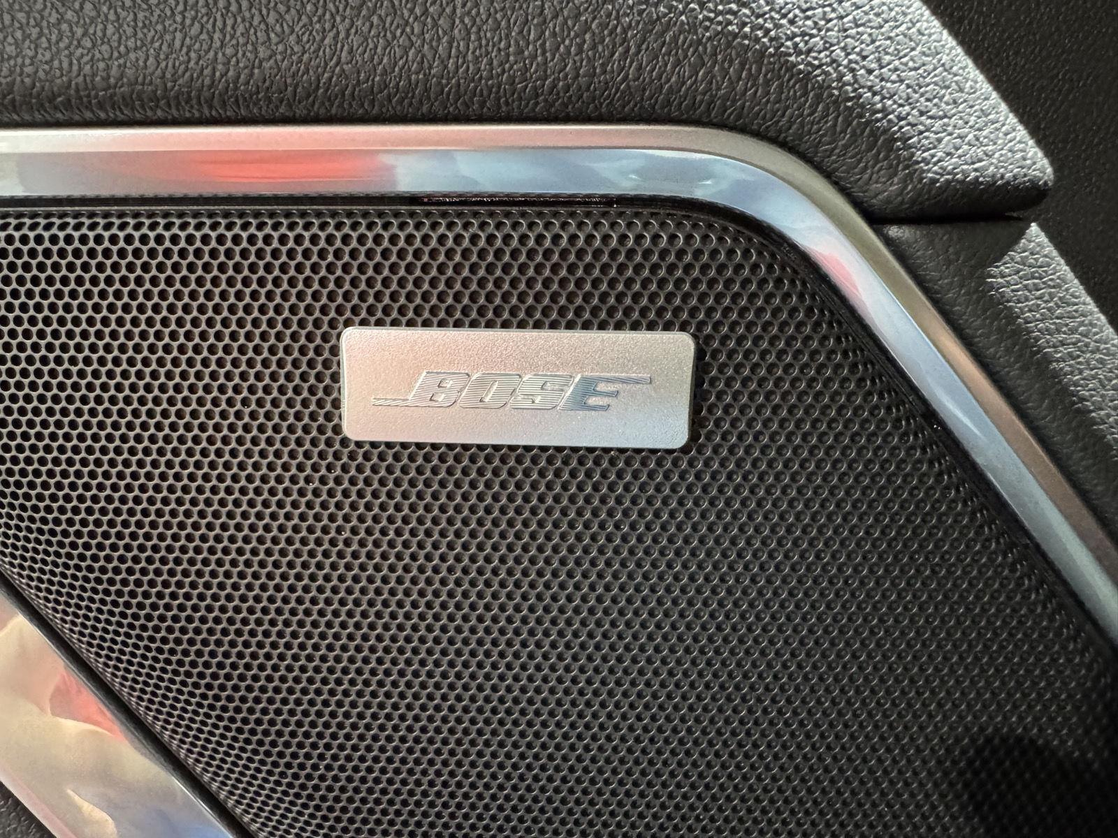 Vehicle photo 40