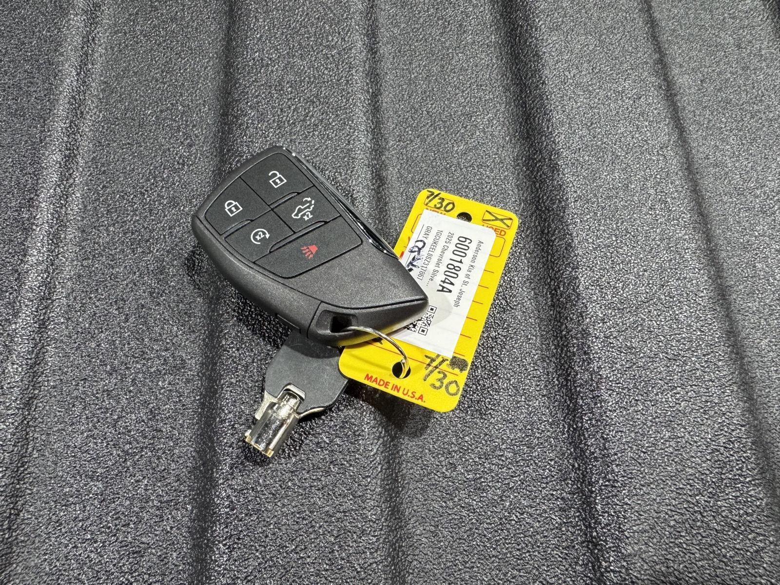 Vehicle photo 57