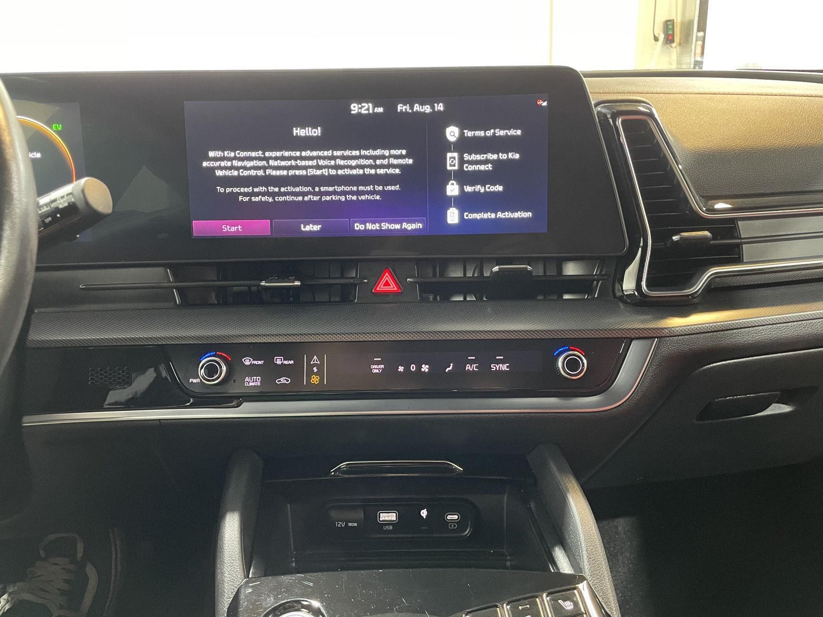 Vehicle photo 29