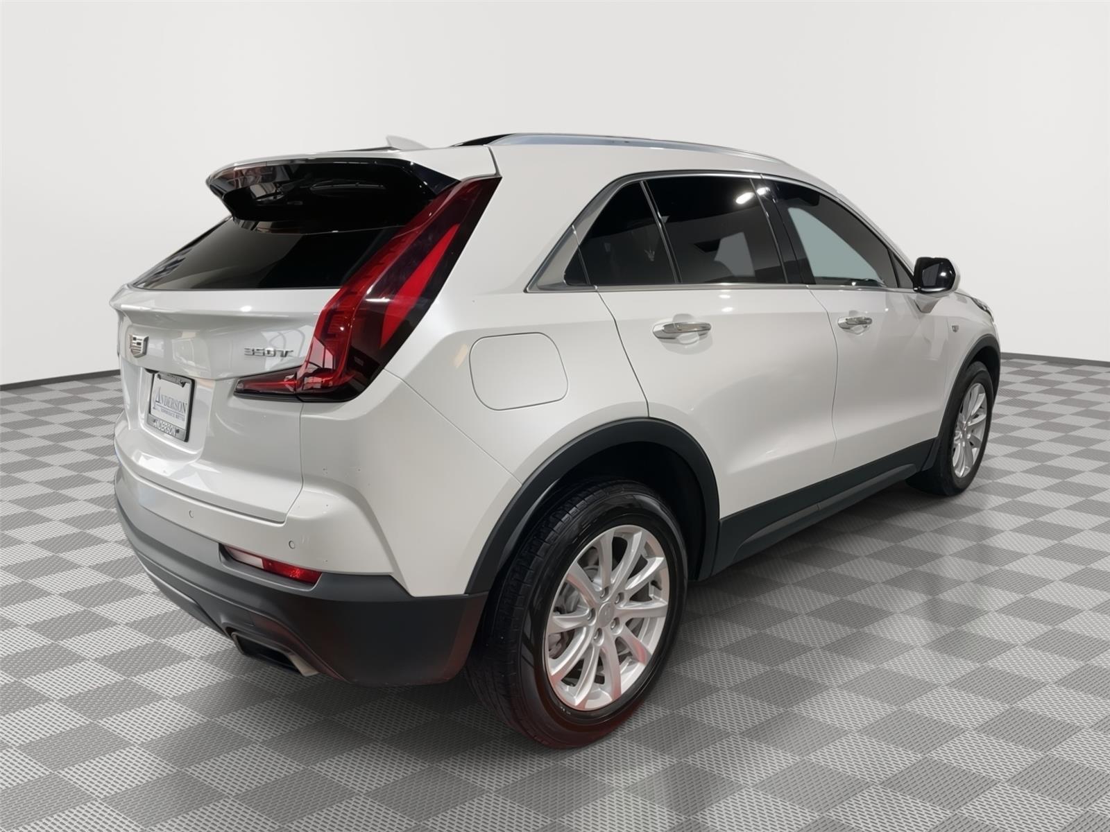 Vehicle photo 7